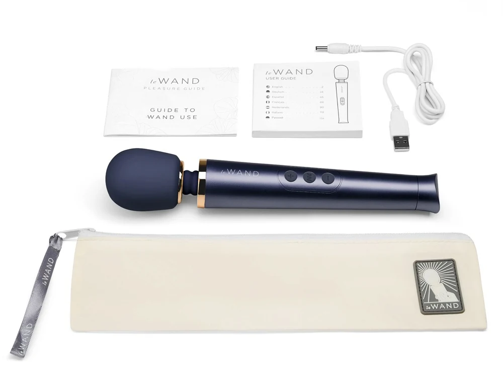 le Wand Petite Navy