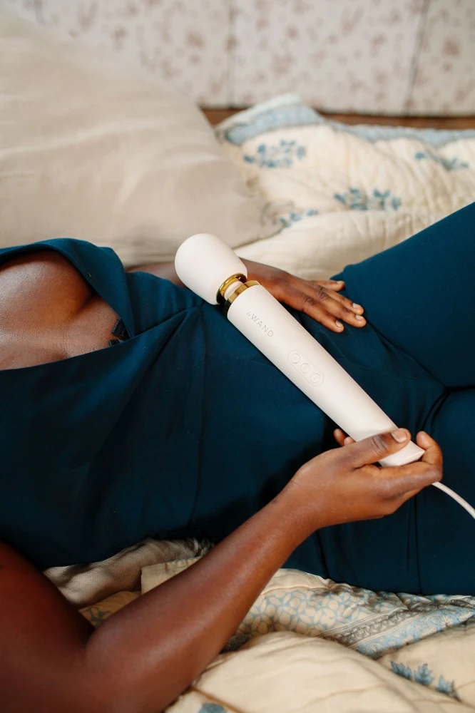 Le Wand Powerful Plug-In Cream